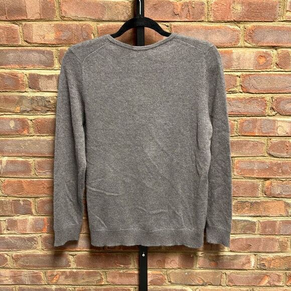 Charter Club Luxury Brown Cashmere V Neck Sweater Size Large NEW - Picture 4 of 5